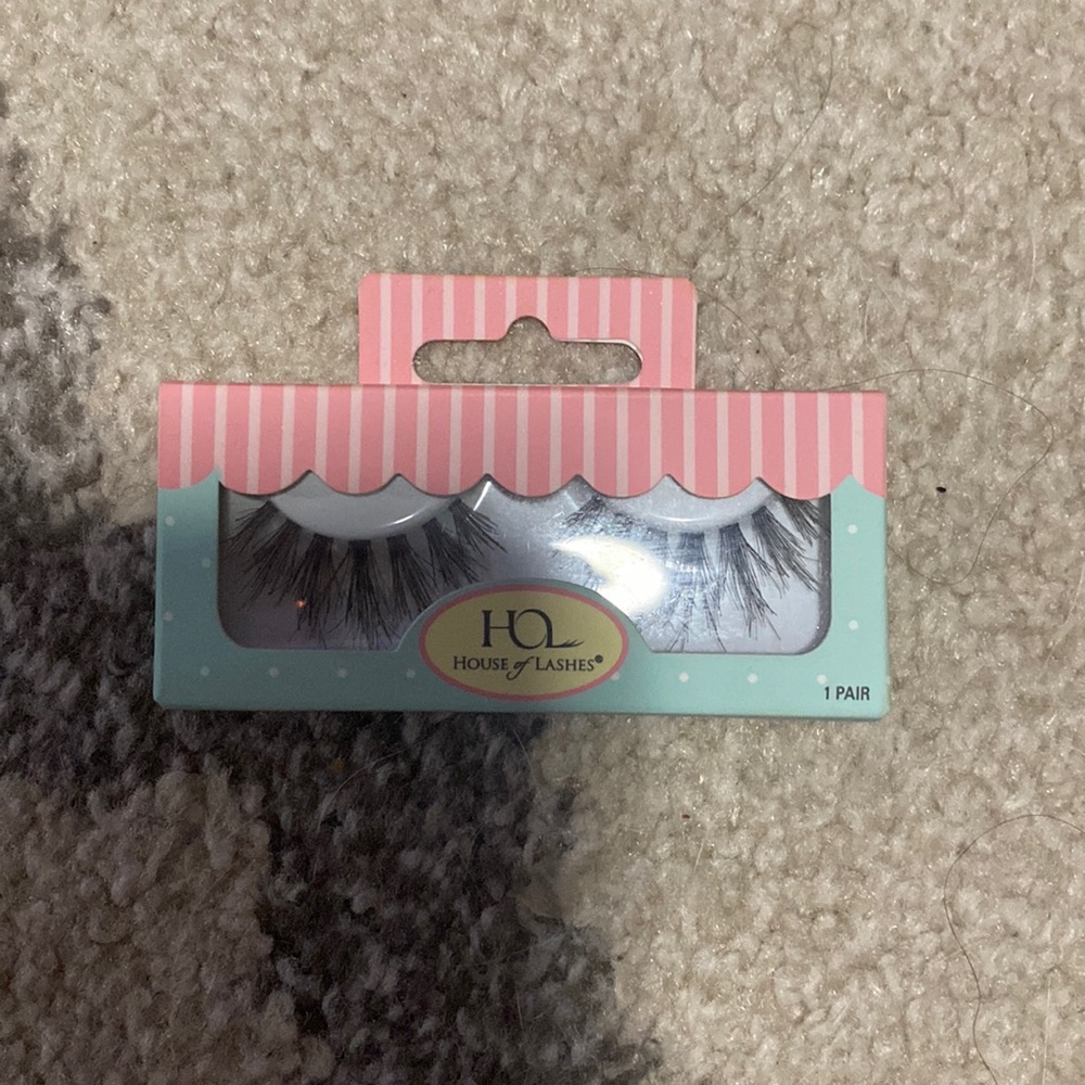 House of lashes Bambie style